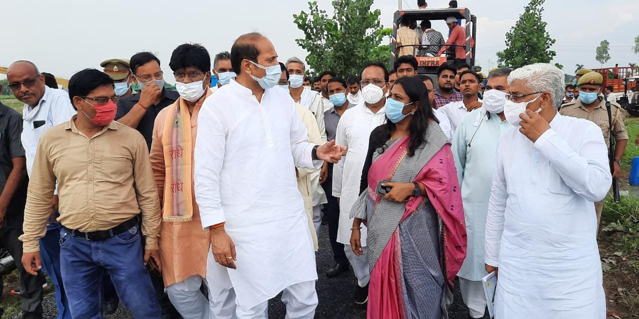 CM VISIT: मुख्यमंत्री 8 को अलीगढ़ पहुंचकर देेखेंगे प्रधानमंत्री के आने से पहले की तैयारी